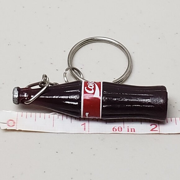 Coca Cola Keychain - Picture 3 of 3